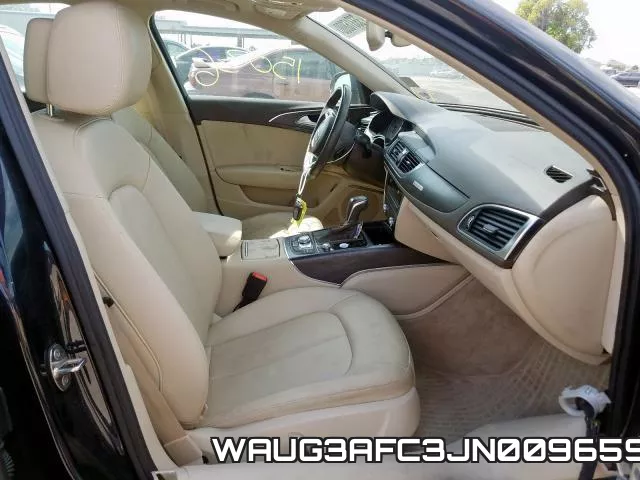 WAUG3AFC3JN009659_5.webp