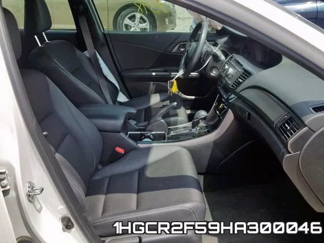 1HGCR2F59HA300046_5.webp