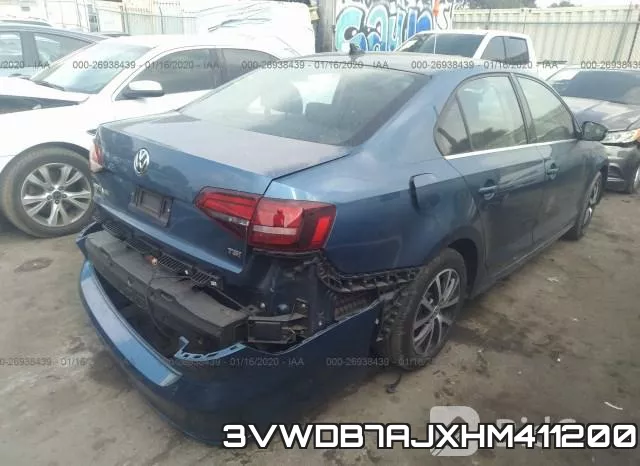 3VWDB7AJXHM411200_4.webp