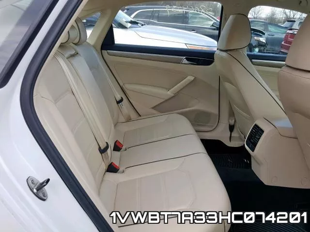 1VWBT7A33HC074201_6.webp