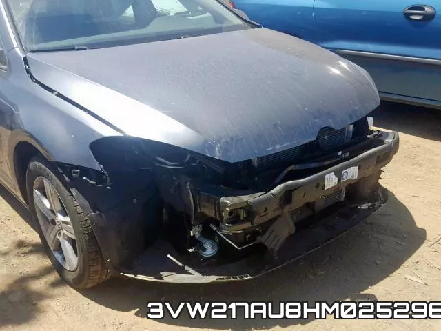 3VW217AU8HM025296_9.webp
