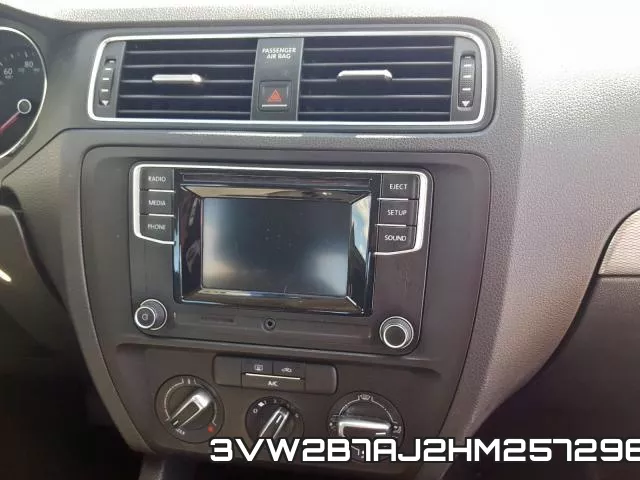 3VW2B7AJ2HM257296_9.webp