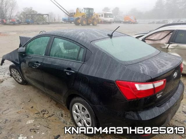 KNADM4A37H6025019_3.webp