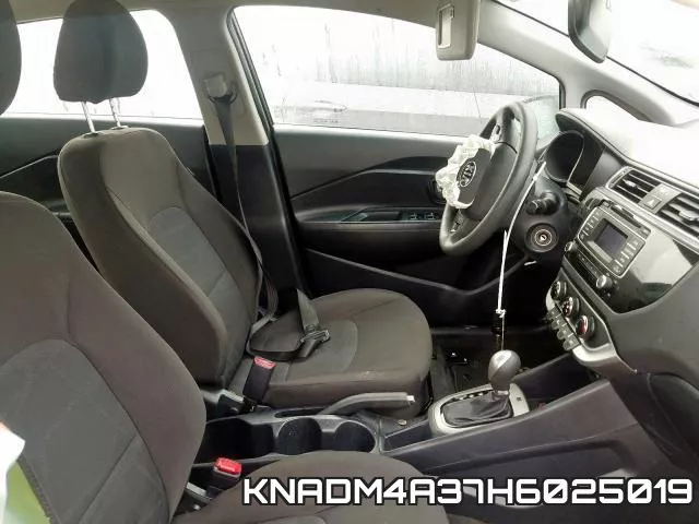 KNADM4A37H6025019_5.webp