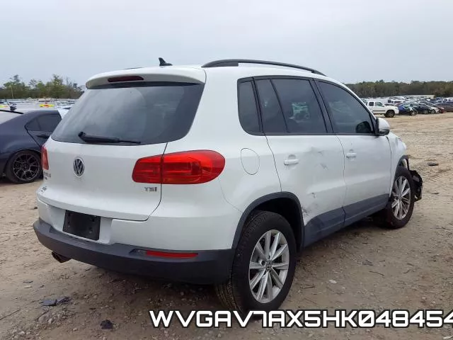 WVGAV7AX5HK048454