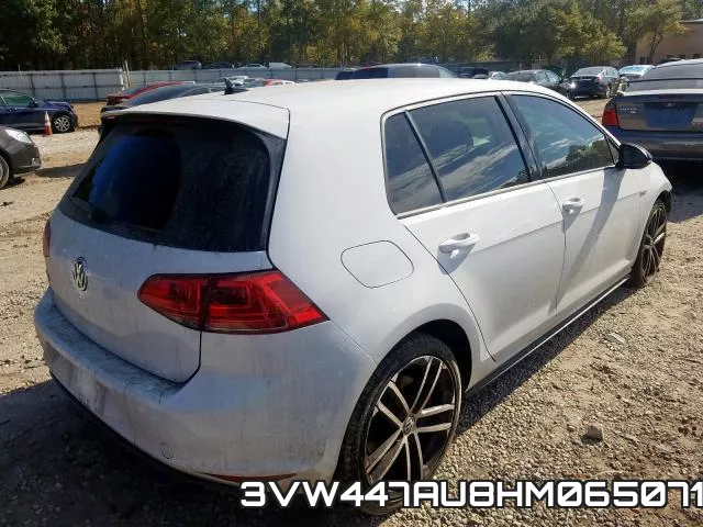 3VW447AU8HM065071_4.webp