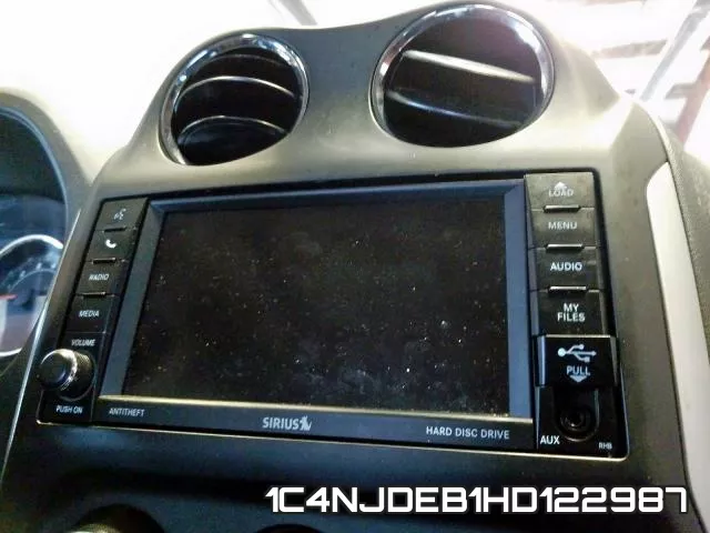 1C4NJDEB1HD122987_9.webp