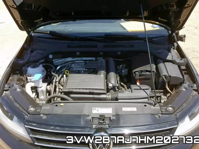 3VW2B7AJ7HM202732_7.webp