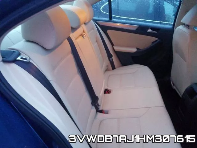 3VWDB7AJ1HM307615_6.webp