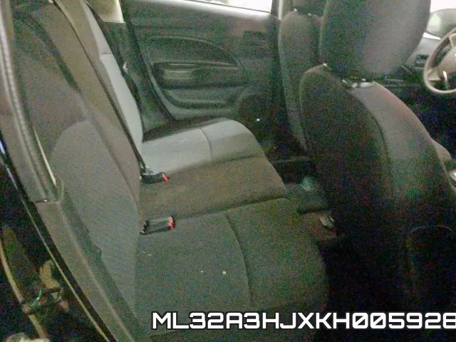 ML32A3HJXKH005928_6.webp