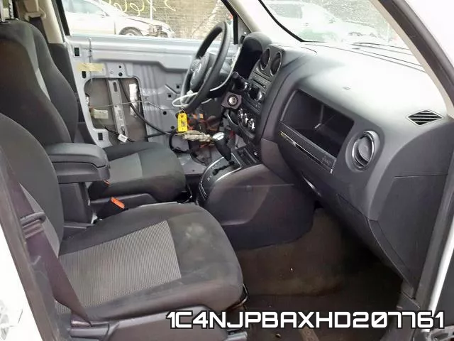 1C4NJPBAXHD207761_5.webp