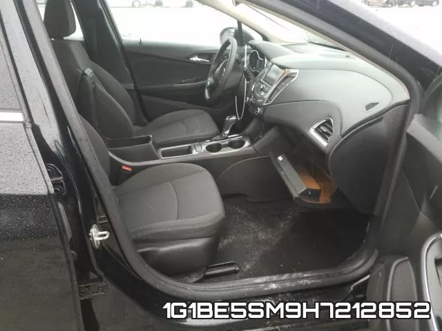 1G1BE5SM9H7212852_5.webp