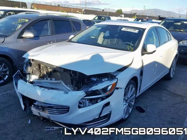 LYV402FM5GB096051
