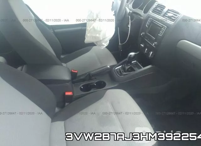 3VW2B7AJ3HM392254_5.webp