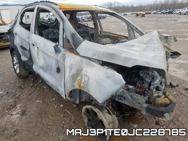 MAJ3P1TE0JC228785_1.webp