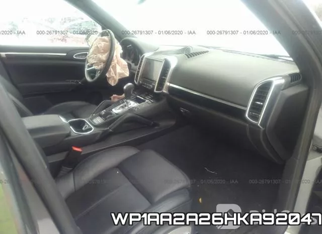 WP1AA2A26HKA92047_5.webp