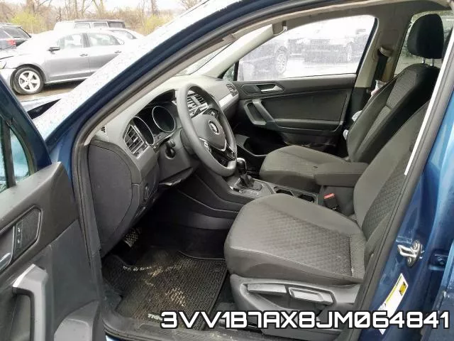 3VV1B7AX8JM064841_5.webp