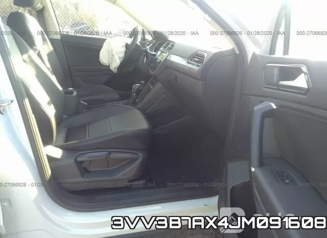 3VV3B7AX4JM091608_5.webp