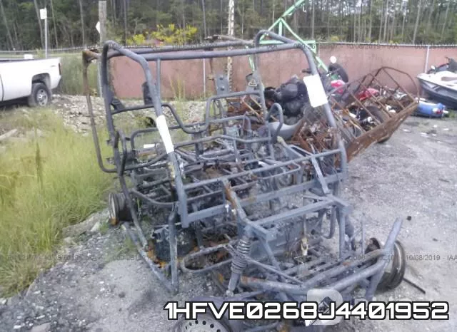 1HFVE0268J4401952