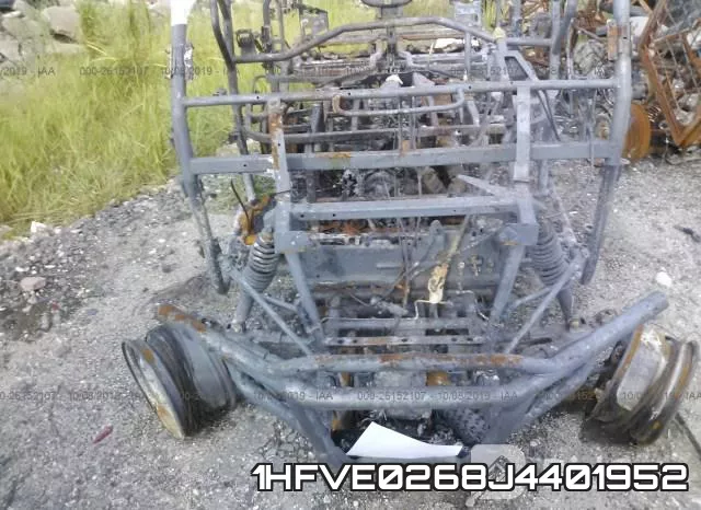 1HFVE0268J4401952