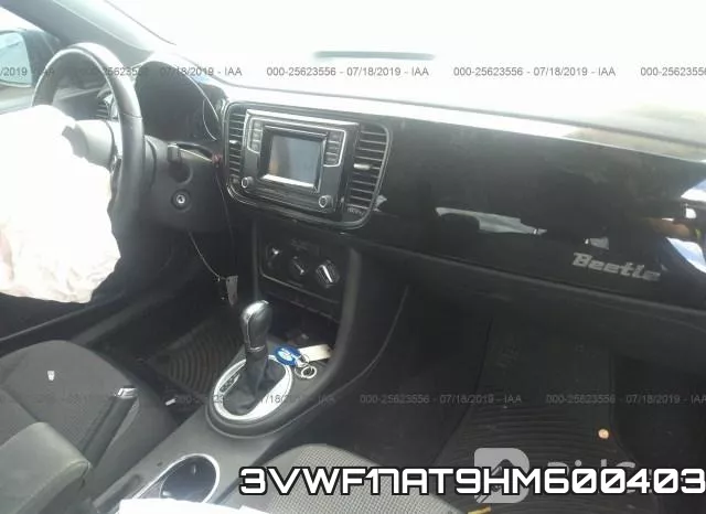 3VWF17AT9HM600403_5.webp