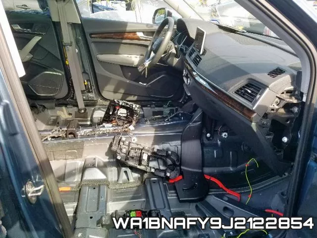 WA1BNAFY9J2122854_5.webp