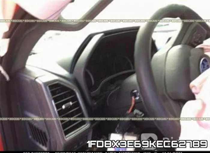 1FD8X3E69KEC62789_5.webp
