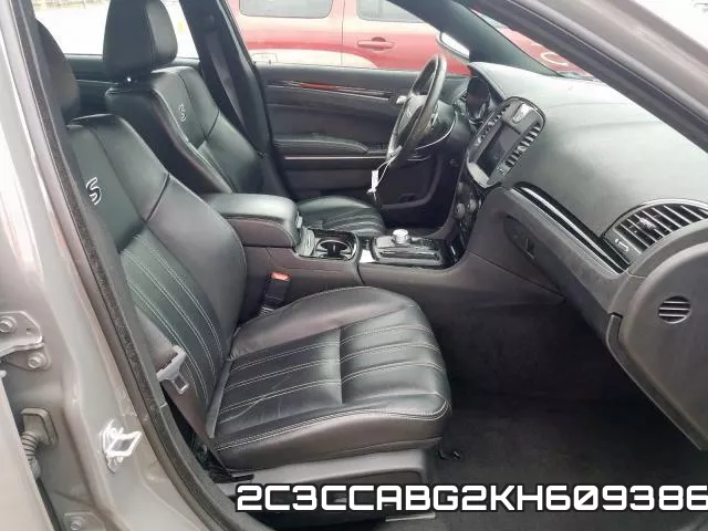 2C3CCABG2KH609386_5.webp