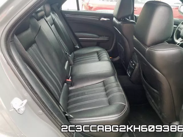 2C3CCABG2KH609386_6.webp