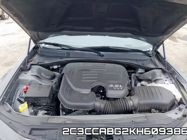2C3CCABG2KH609386_7.webp