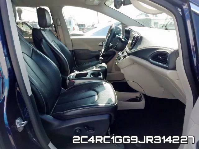 2C4RC1GG9JR314227_5.webp