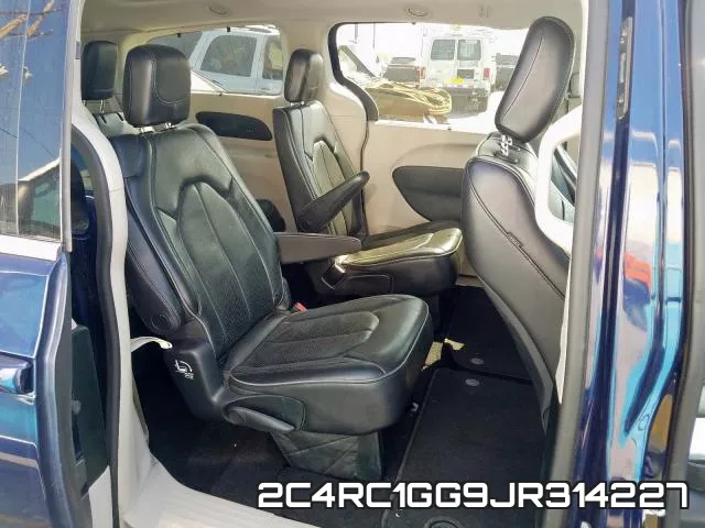 2C4RC1GG9JR314227_6.webp