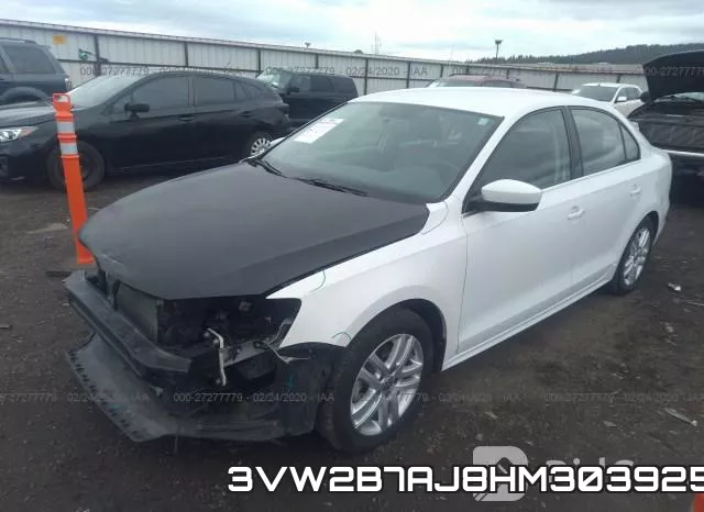 3VW2B7AJ8HM303925
