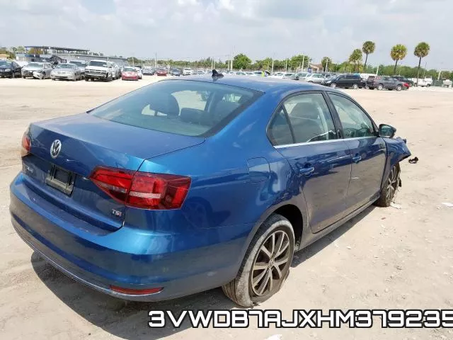 3VWDB7AJXHM379235_4.webp
