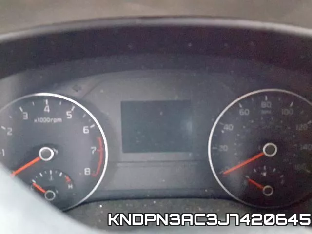 KNDPN3AC3J7420645_8.webp