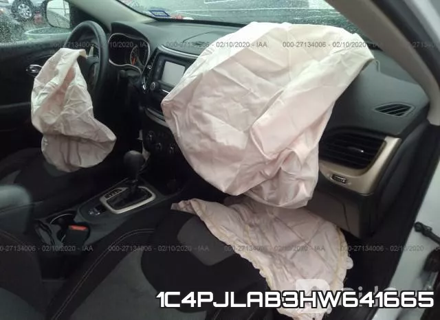1C4PJLAB3HW641665_5.webp