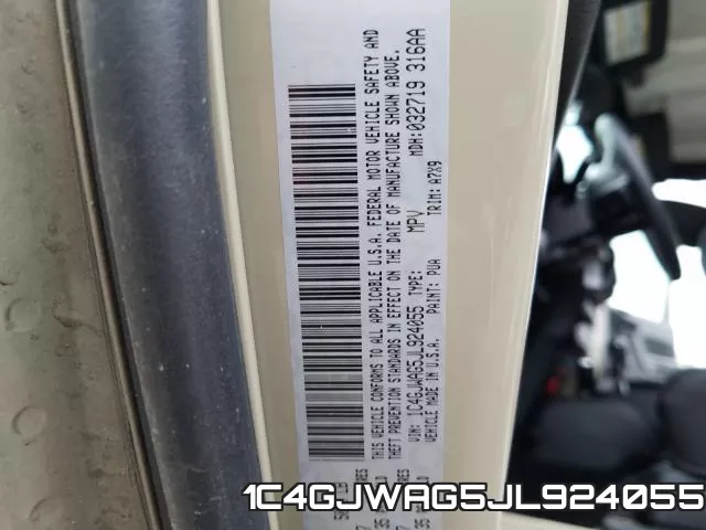 1C4GJWAG5JL924055_10.webp