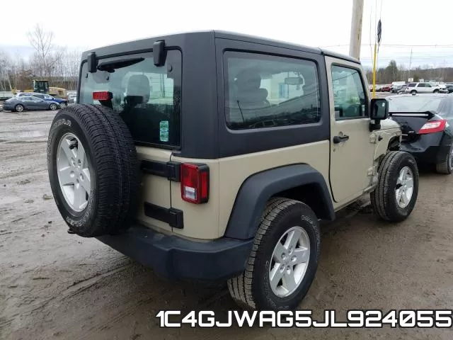 1C4GJWAG5JL924055_4.webp