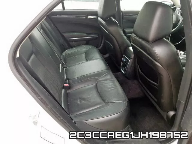 2C3CCAEG1JH198752_6.webp