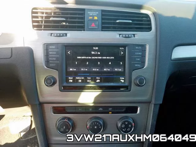 3VW217AUXHM064049_9.webp