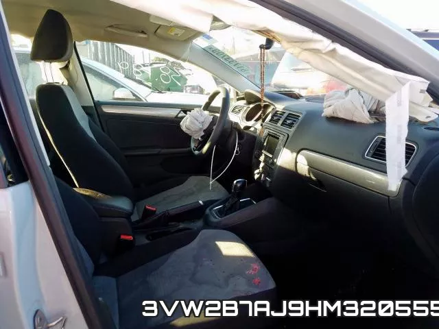 3VW2B7AJ9HM320555_5.webp