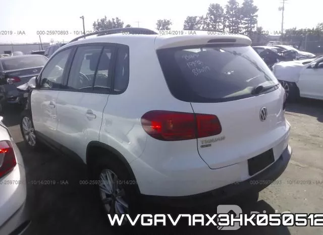 WVGAV7AX3HK050512_3.webp
