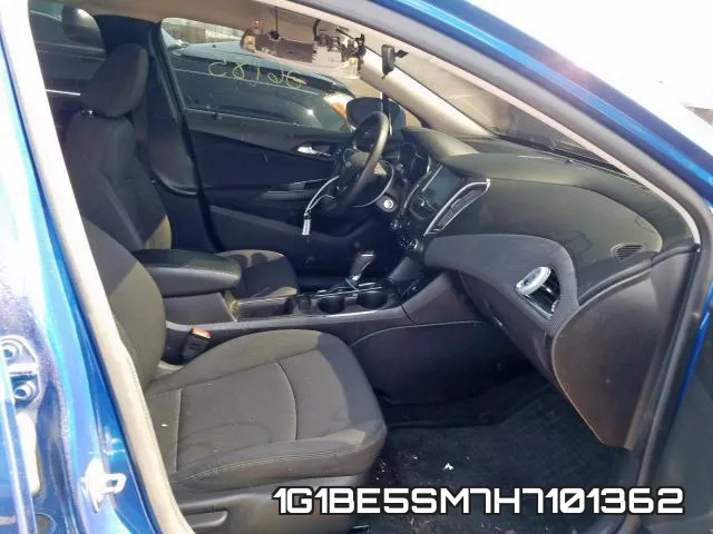 1G1BE5SM7H7101362_5.webp