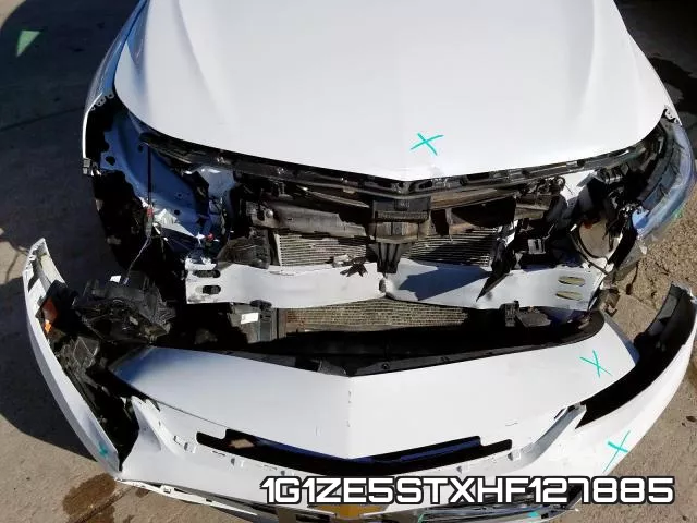 1G1ZE5STXHF127885_9.webp