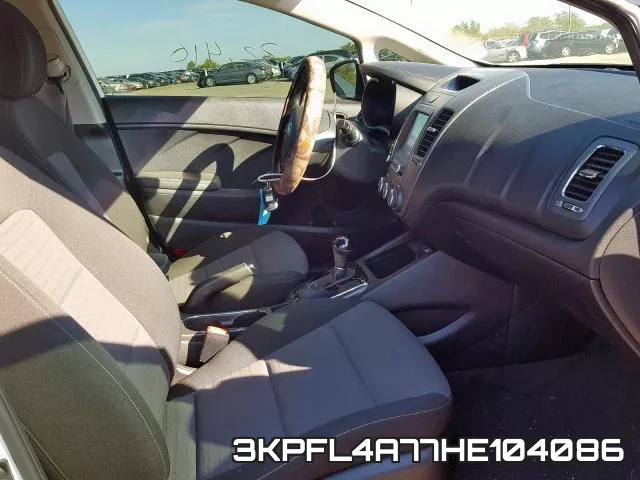 3KPFL4A77HE104086_5.webp