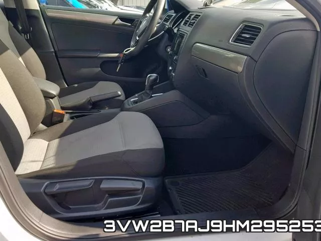 3VW2B7AJ9HM295253_5.webp