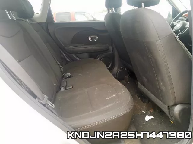 KNDJN2A25H7447380_6.webp