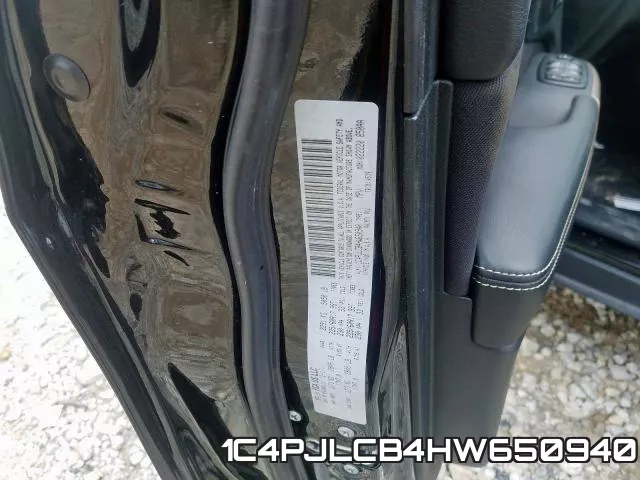 1C4PJLCB4HW650940_10.webp