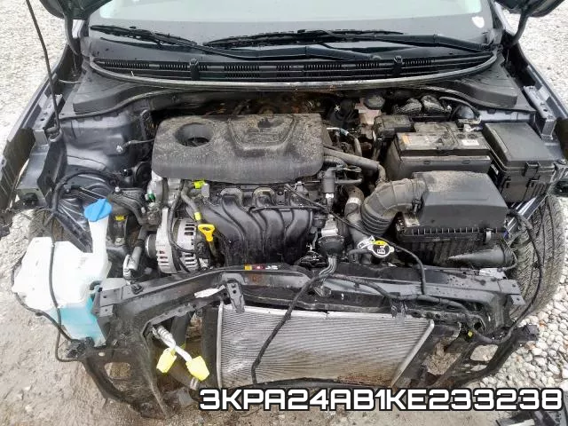 3KPA24AB1KE233238_7.webp