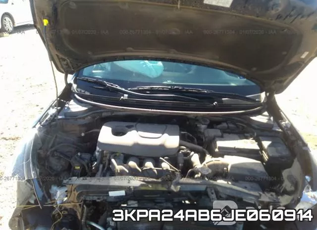 3KPA24AB6JE060914_10.webp